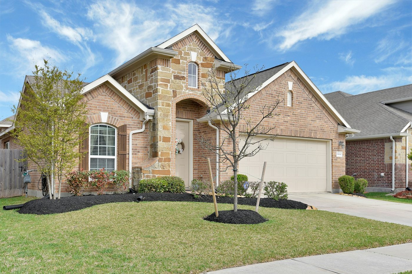 Representative Sugar Land listing